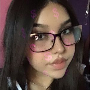 Meet your Posher, Arianna